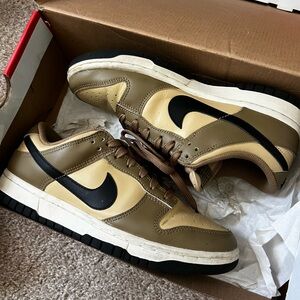 Nike Dunk Low Dark Driftwood Sneakers